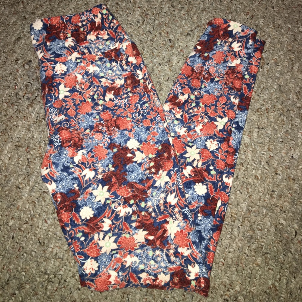 Lularoe leggings!