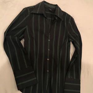 Express button up. Size Small