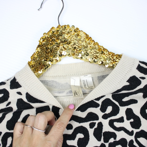 Forever 21 Beige and Black Animal Print Sweater - Picture 3 of 5