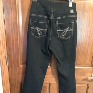 JagJeans Sz 8 High Rise Straight Leg. Never worn.