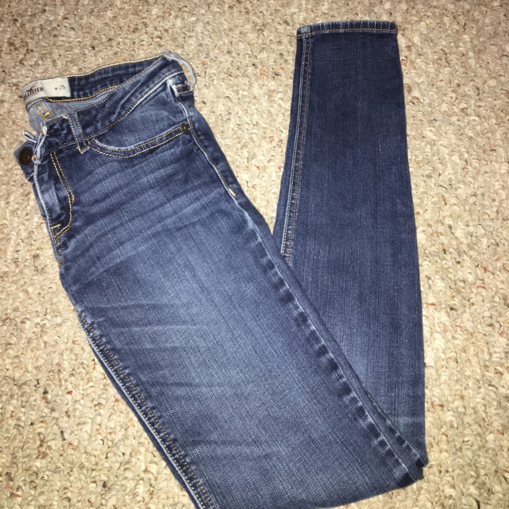 Hollister skinny jeans