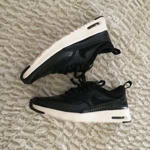 Nike Airmax Thea Sneakers