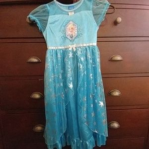 Disney Elsa nightgown girls size 6