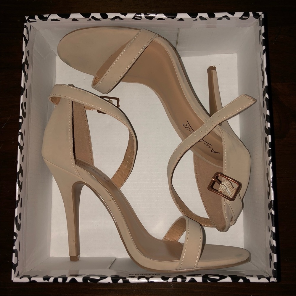 Tan Strappy Heels Size 7 1/2