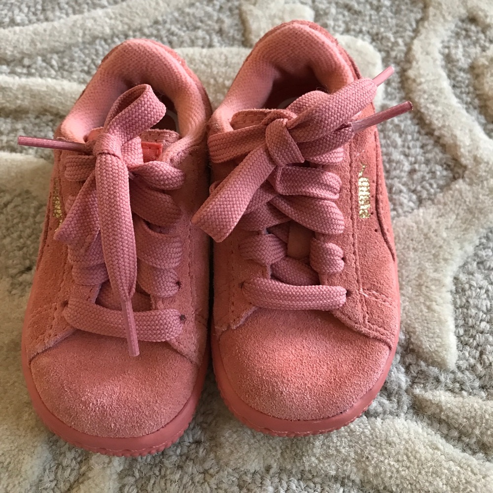Pink Pumas - Picture 3 of 4