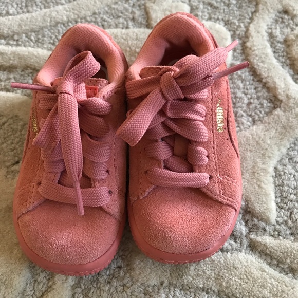 Pink Pumas - Picture 3 of 4