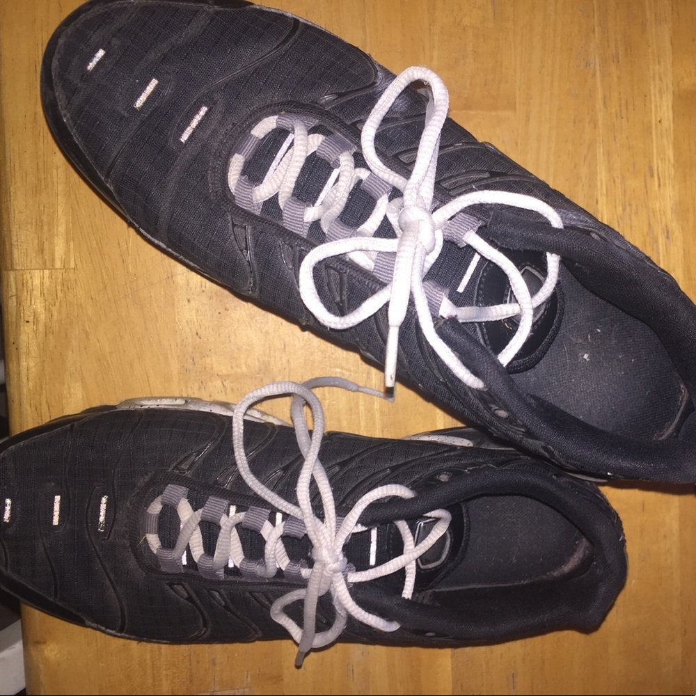 Awesome Deal! Tn Nike Air