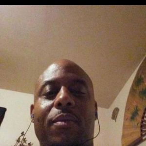 Meet your Posher, Lewis