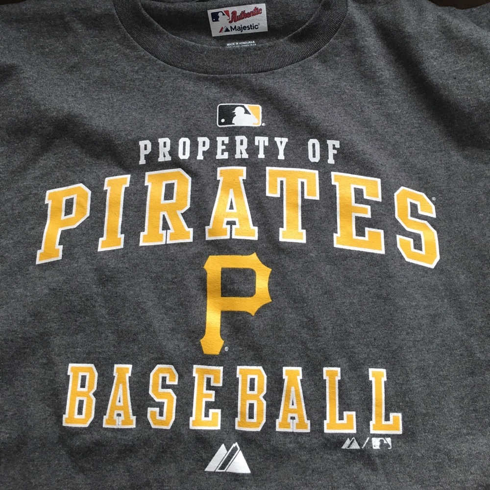 Pirates baseball t-shirt