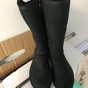 Women’s Tall Black Ugg Boots