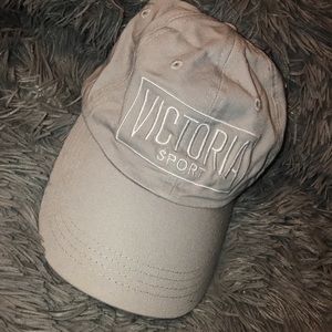 Grey VS baseball cap