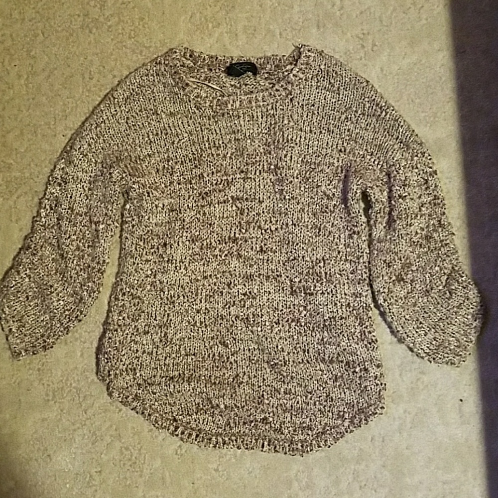 Jessica Simpson sweater