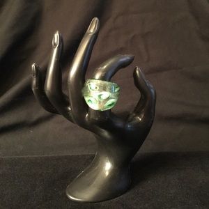 New Glass Ring in Cute Boxed Present Size 7.5