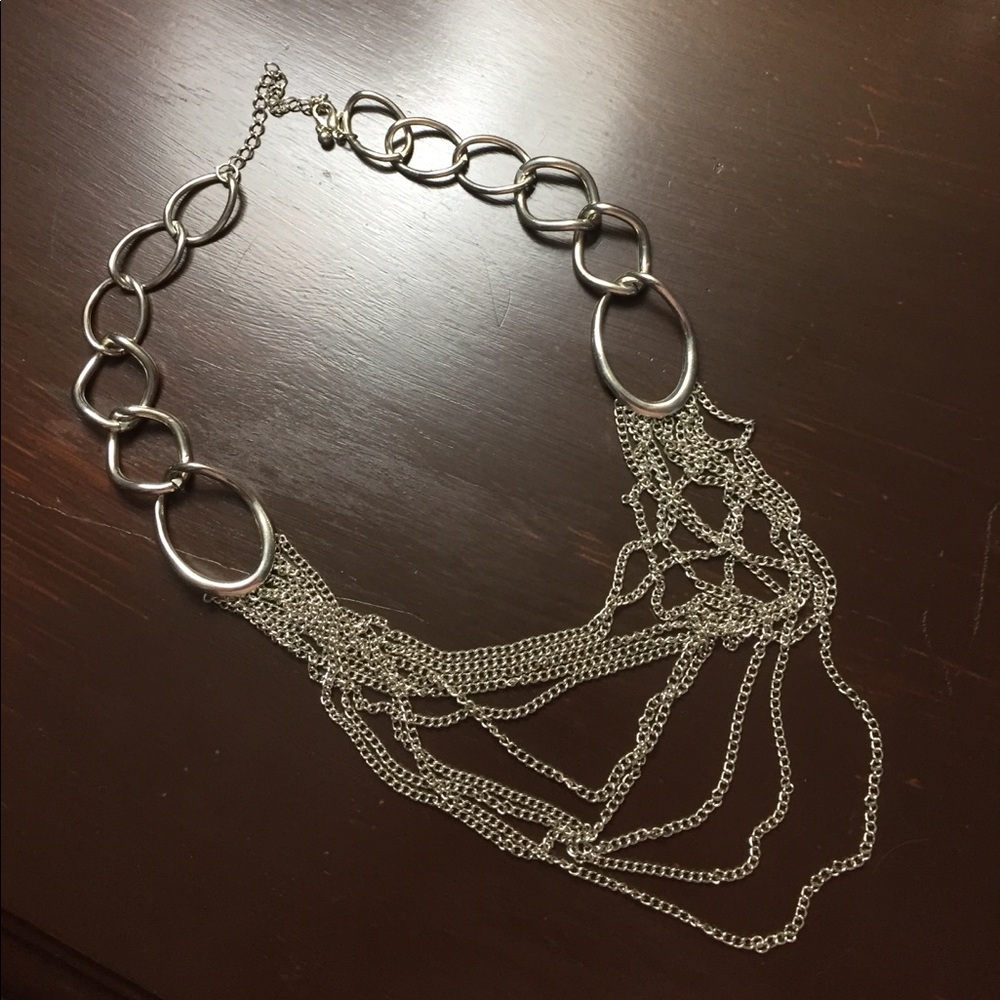 Silver tone necklace