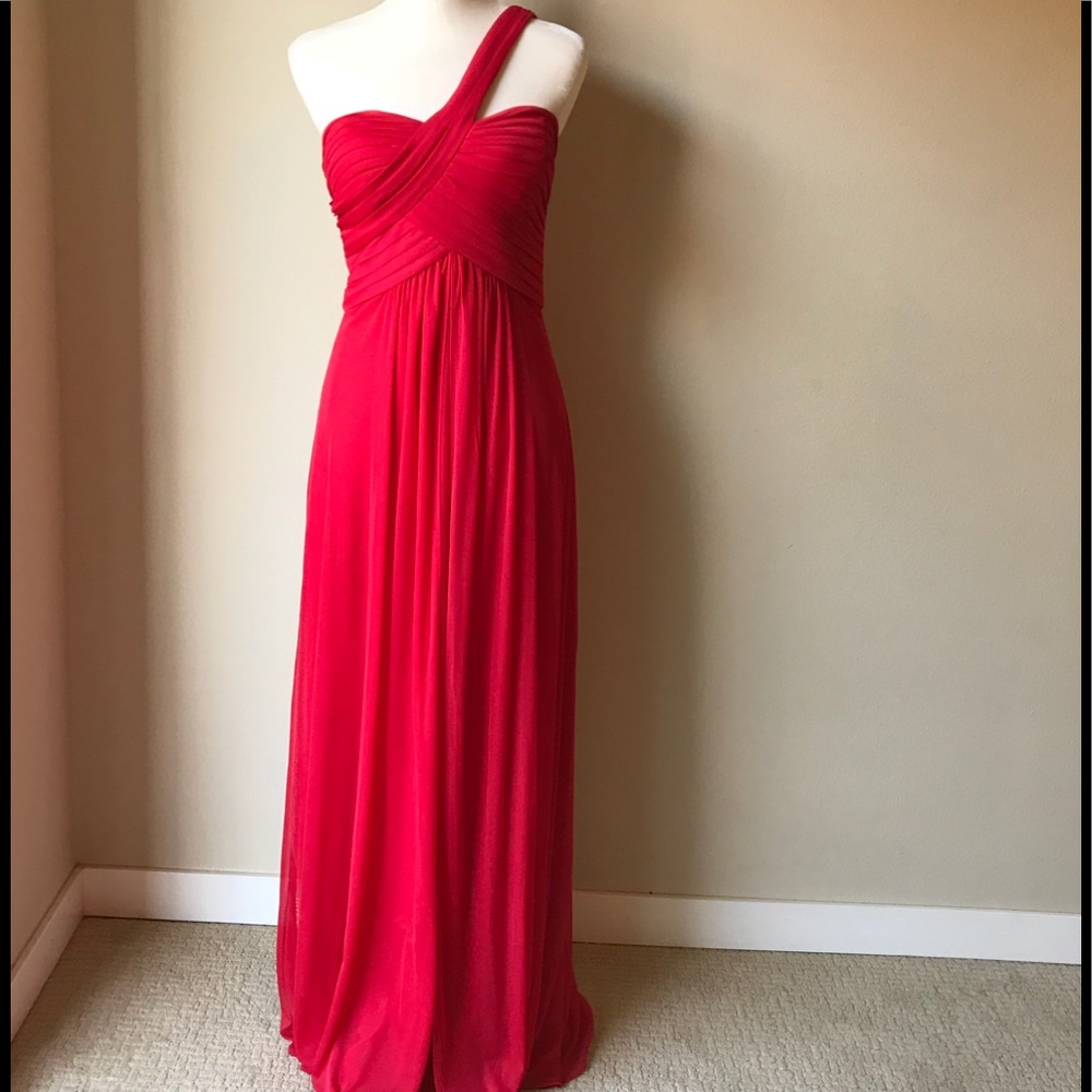 Gently used pink prom or homecoming dress! 💃🏻