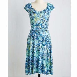 NWT Retrolicious Ready, Wheeling and Able Dress