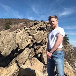 Meet your Posher, Gregory