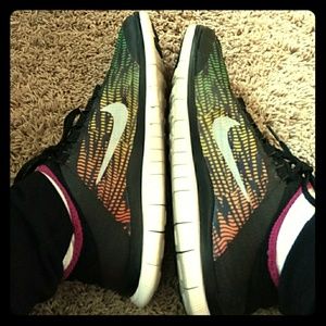 Nike free running shoes