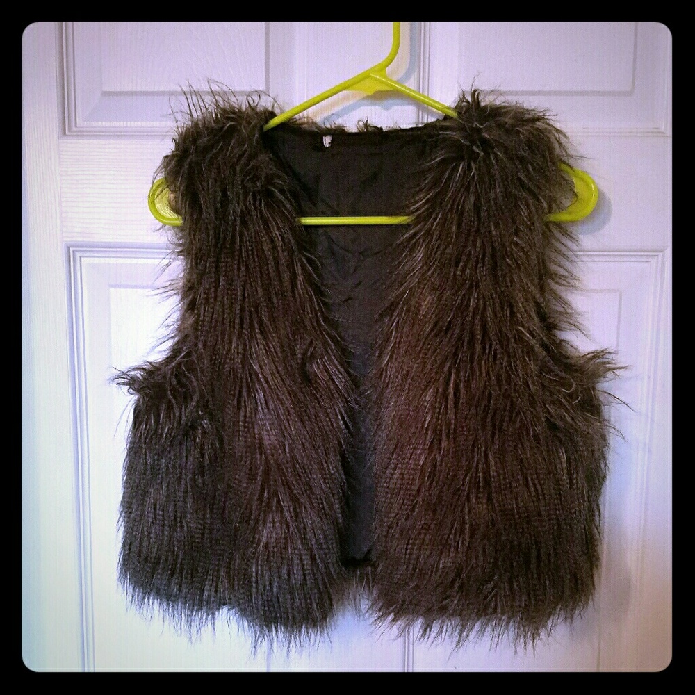 Women's Furry Vest