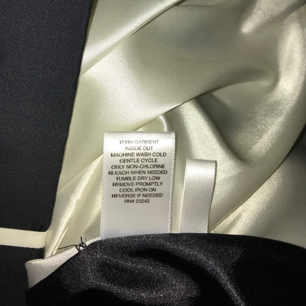 New York & CO NWOT black/white strapless, dress - Picture 7 of 7