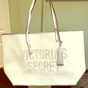 🆕 Victoria Secret Tote