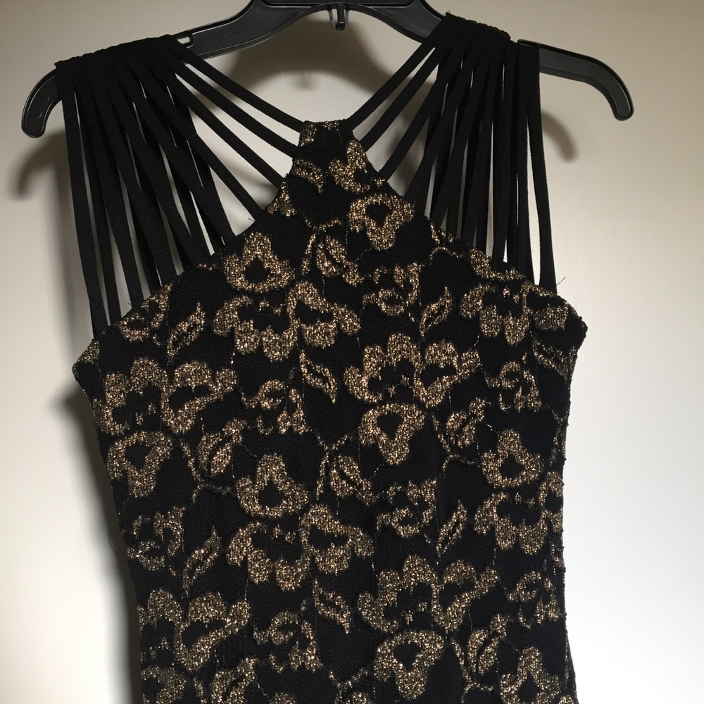 Metallic Lace Strappy Midi Dress - Picture 4 of 8