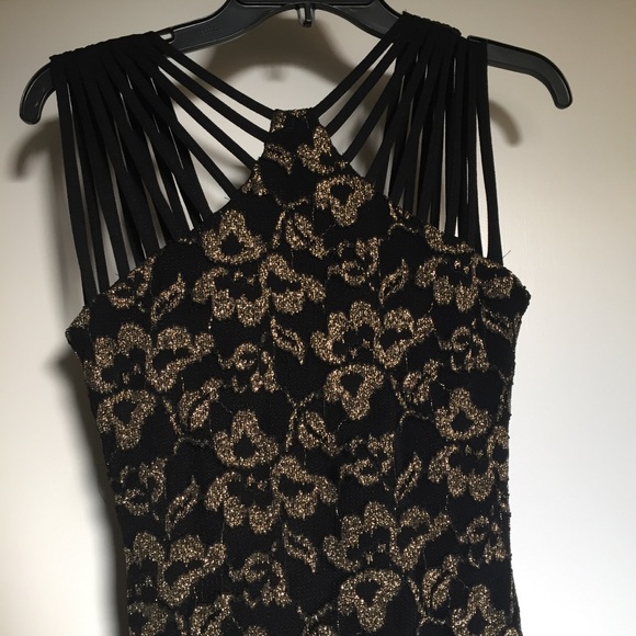 Metallic Lace Strappy Midi Dress - Picture 4 of 8