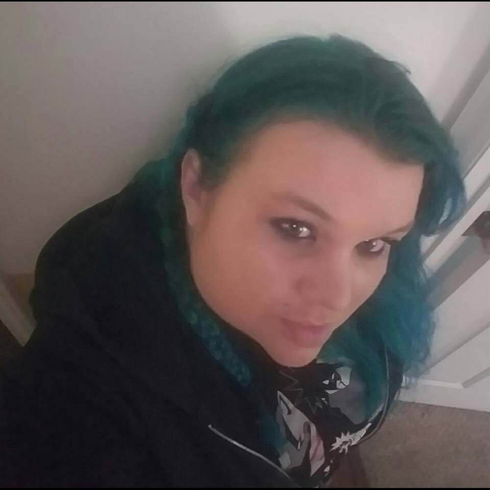 Meet your Posher, Hillery