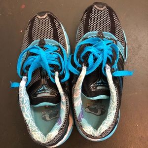 Brooks running shoes 7.5