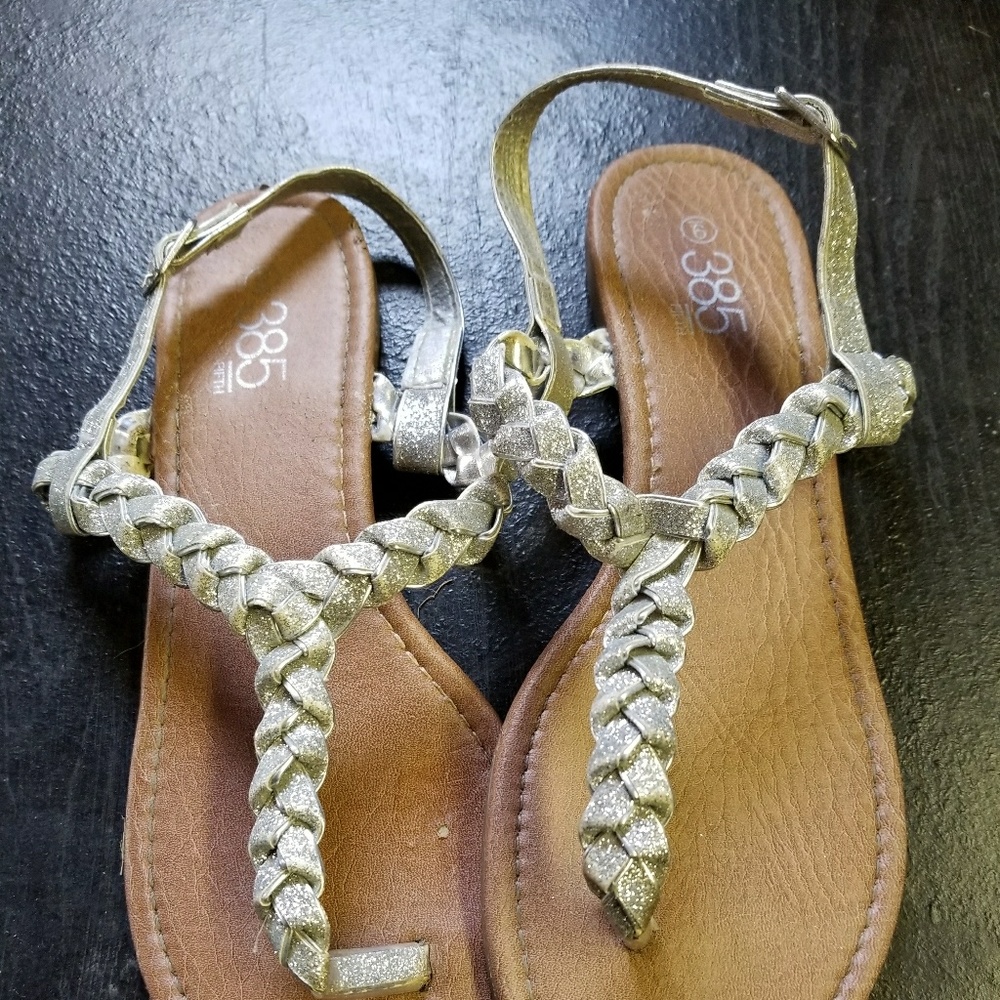 Dress shoes