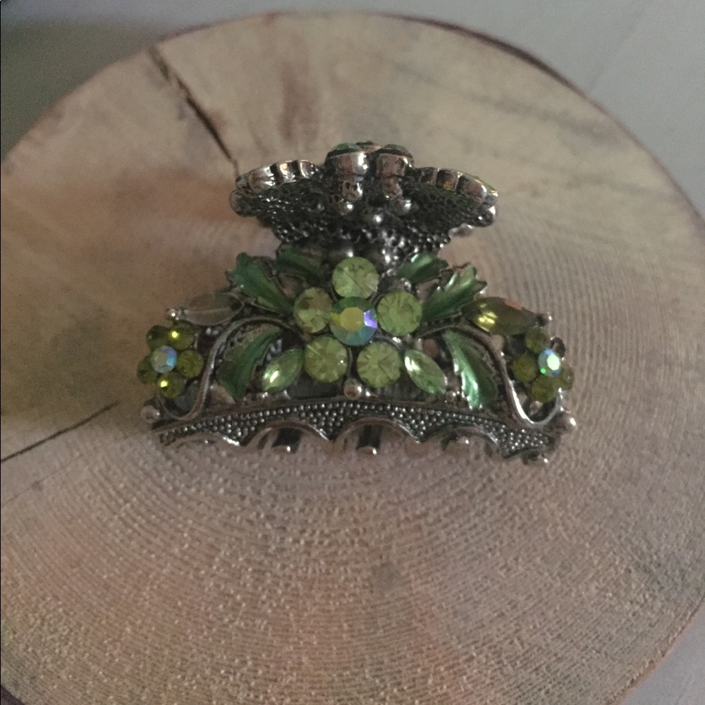 Beautiful Metal Claw Hair Clip