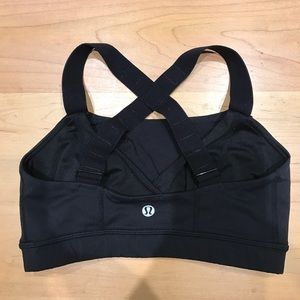Lululemon sports bra