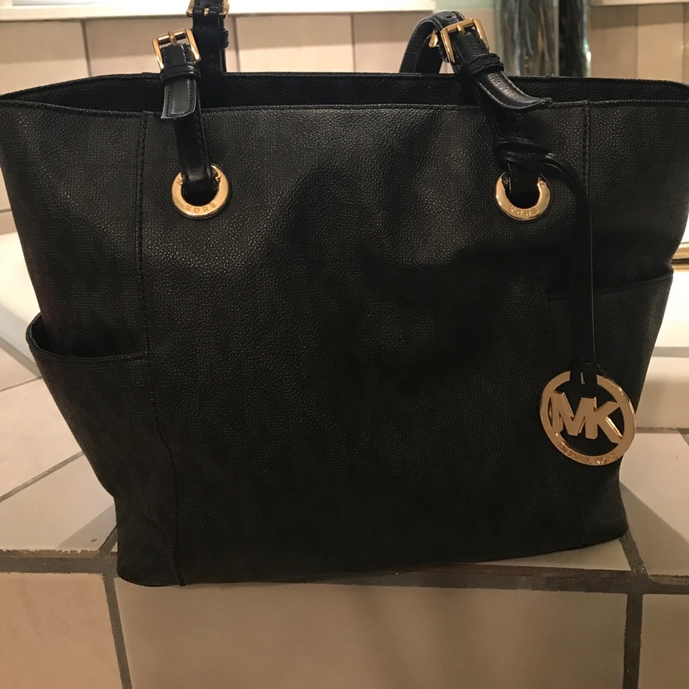 Michael Kors tote