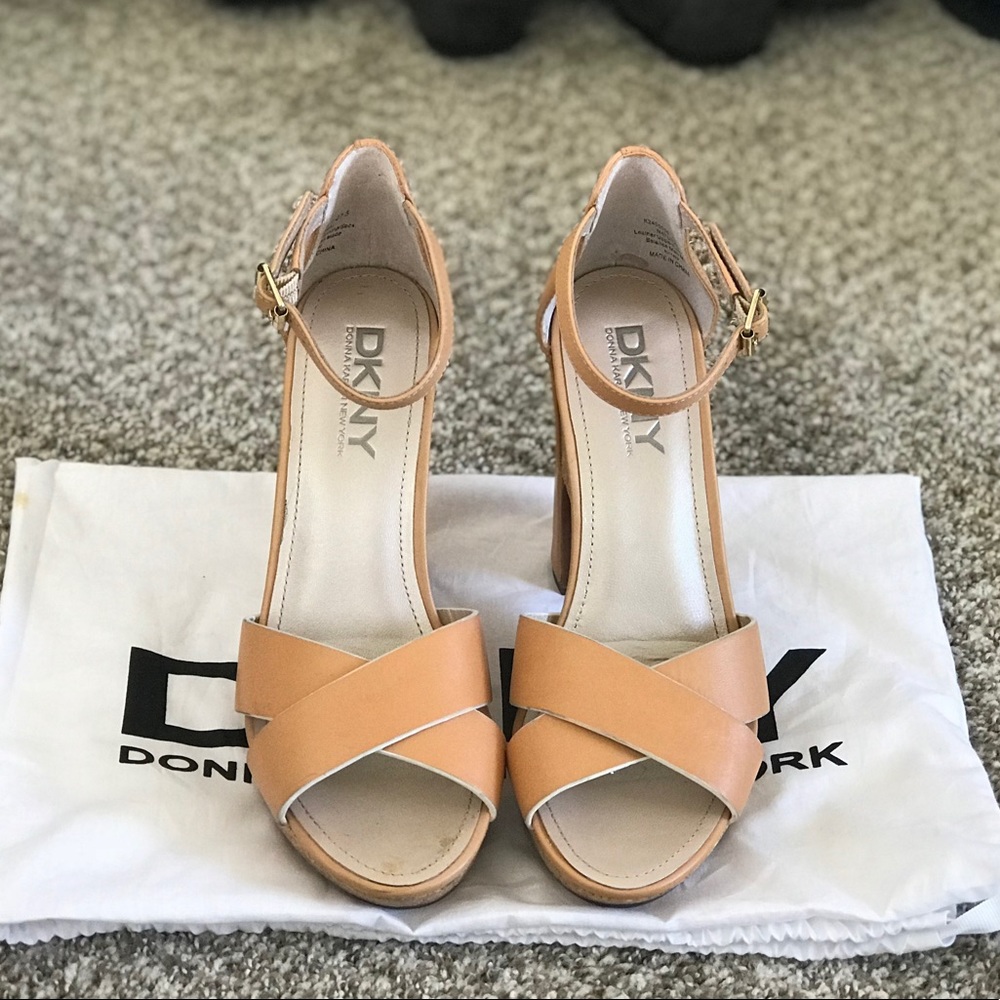 DKNY Heels size 7/37.5