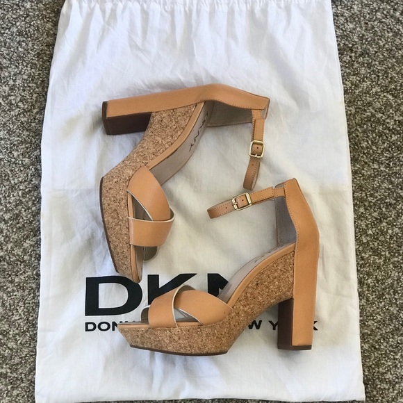 DKNY Heels size 7/37.5 - Picture 2 of 4