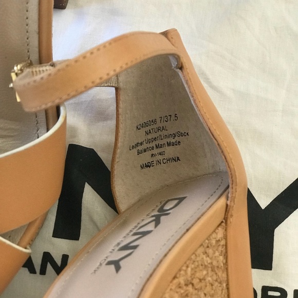 DKNY Heels size 7/37.5 - Picture 4 of 4