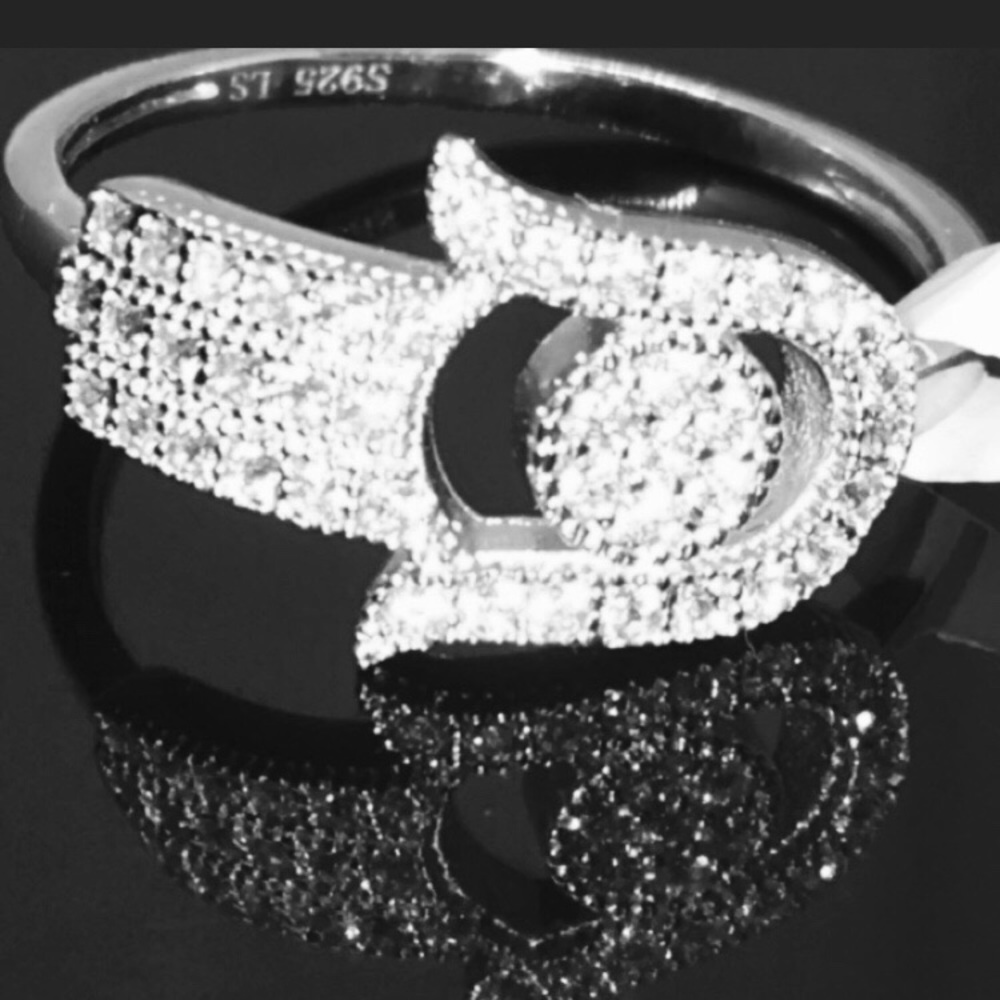 18K WG over 925 MM Diamonds Hamsa 9.5