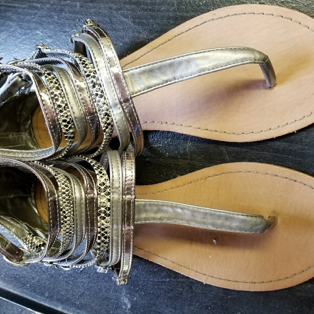 Dress shoes