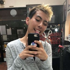 Meet your Posher, Alejandro