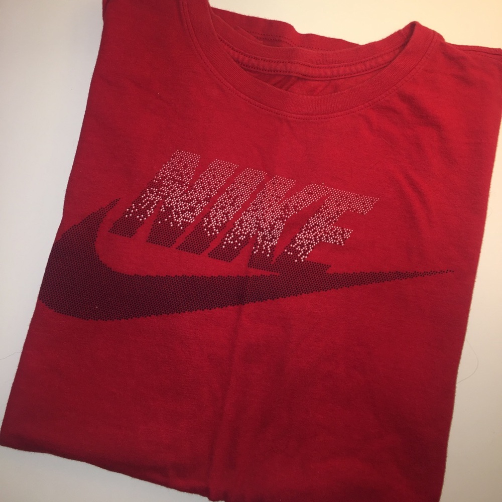 Nike T-shirt