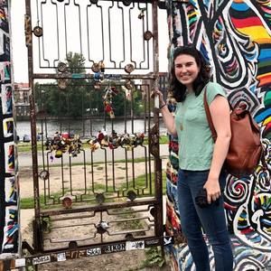 Meet your Posher, Cat