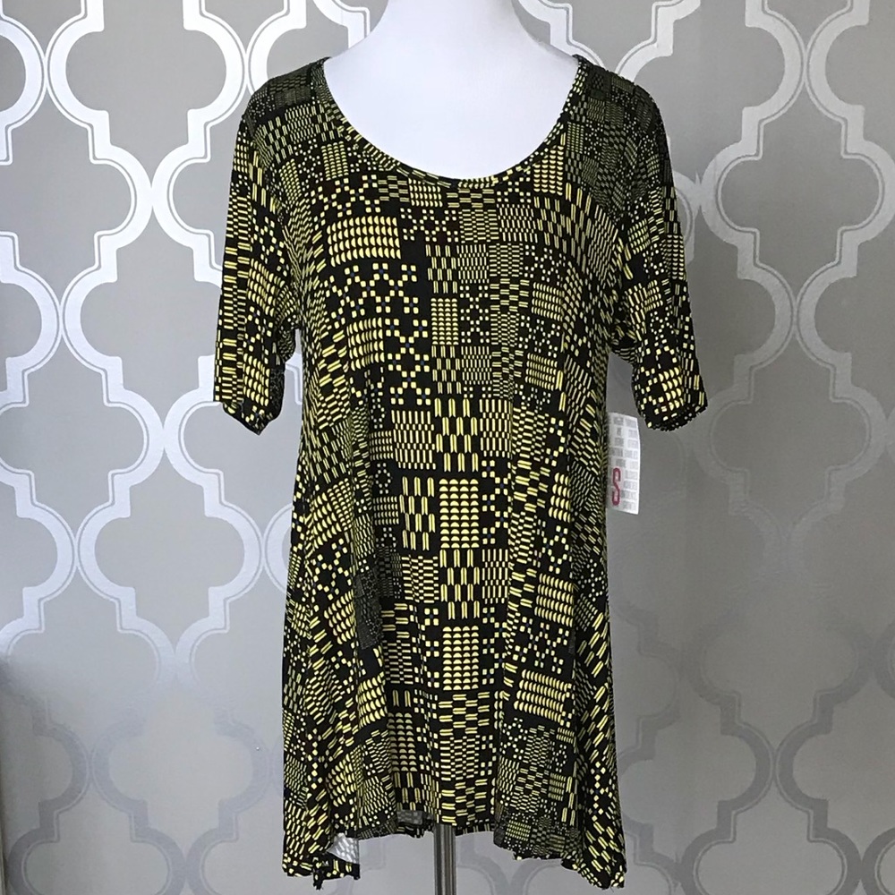 NWT LuLaRoe Small Perfect T BRAND NEW!!