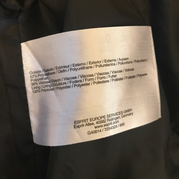 Esprit faux leather vest in size medium - Picture 7 of 8