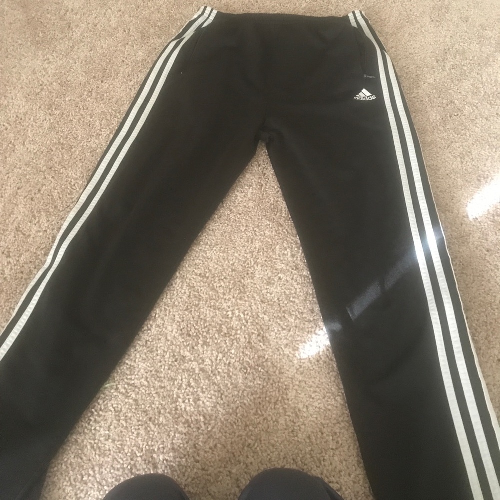 Adidas Rip away sweats