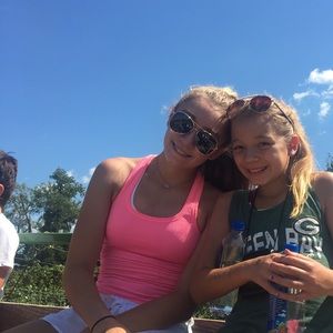 Meet your Posher, Maddie