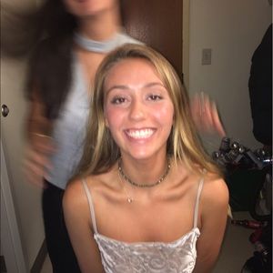 Meet your Posher, Laurin