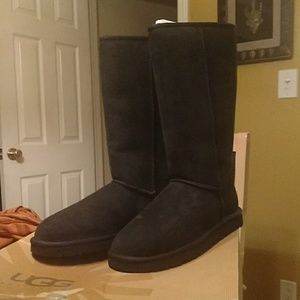 UGG Classic Tall Black size 8