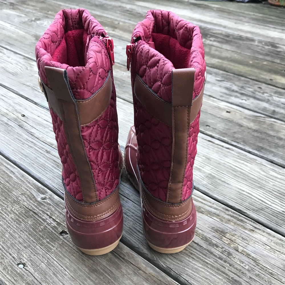Wine Quilted Colored Rain 🌧 and Snow ❄️ Boots - Picture 5 of 7