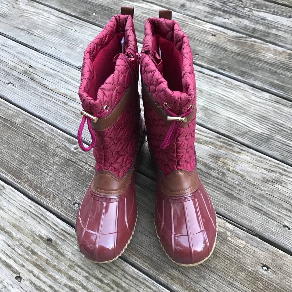 Wine Quilted Colored Rain 🌧 and Snow ❄️ Boots - Picture 6 of 7