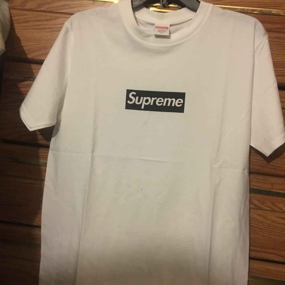 Supreme Paris Box Logo Tee - Picture 1 of 3
